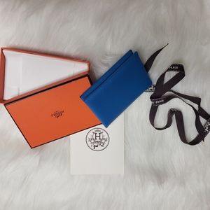 Hermes Bifold